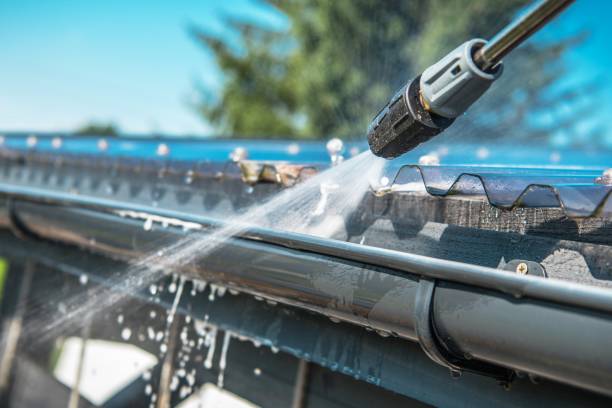 Best Deck Pressure Washing  in Saginaw, MI