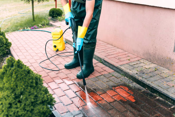 Best Pressure Washing Contractors  in Saginaw, MI