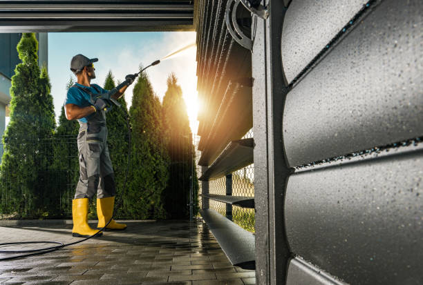 Garage Pressure Washing in Saginaw, MI