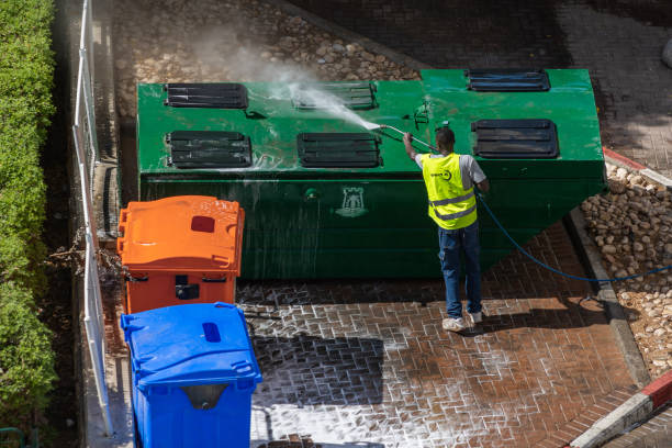 Best Garage Pressure Washing  in Saginaw, MI